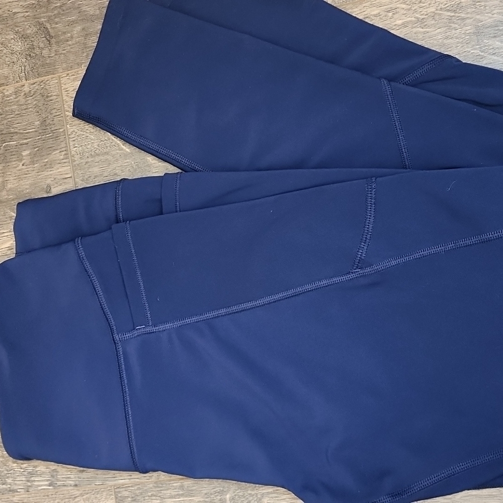 Victoria's Secret Total Knockout leggings - Picture 7 of 7